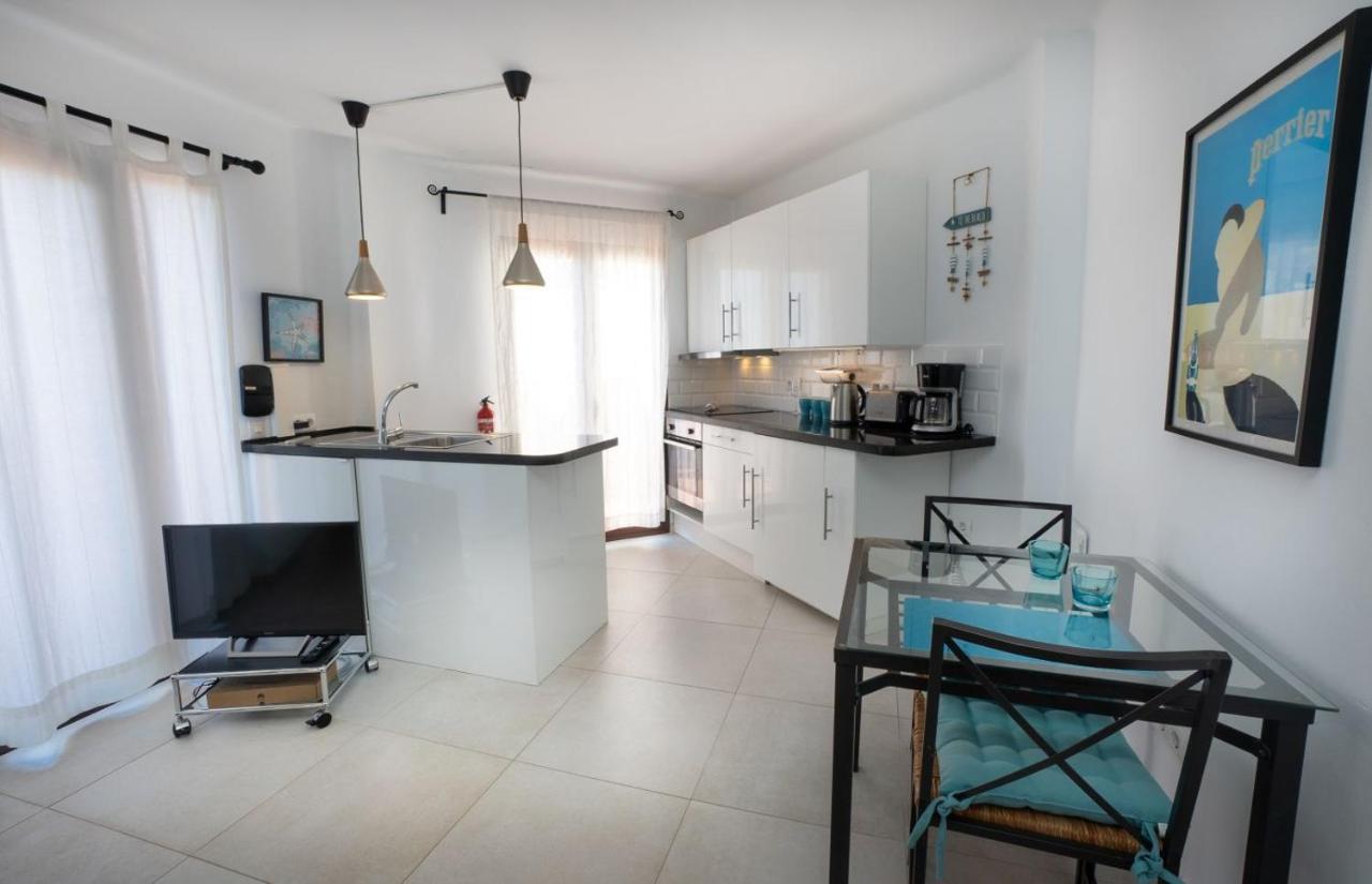 Capistrano Playa 712 Menyber Apartment Нерха Екстериор снимка