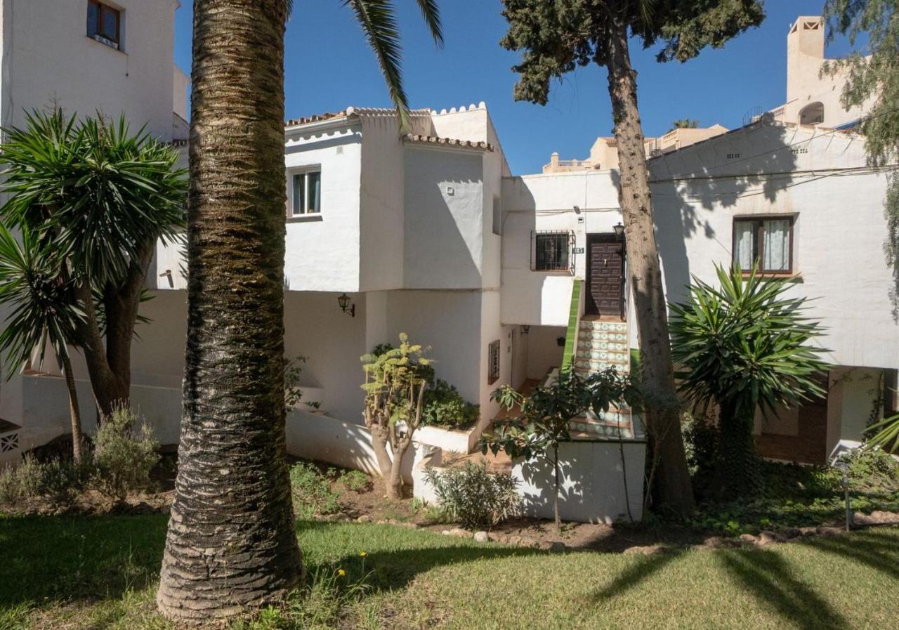 Capistrano Playa 712 Menyber Apartment Нерха Екстериор снимка