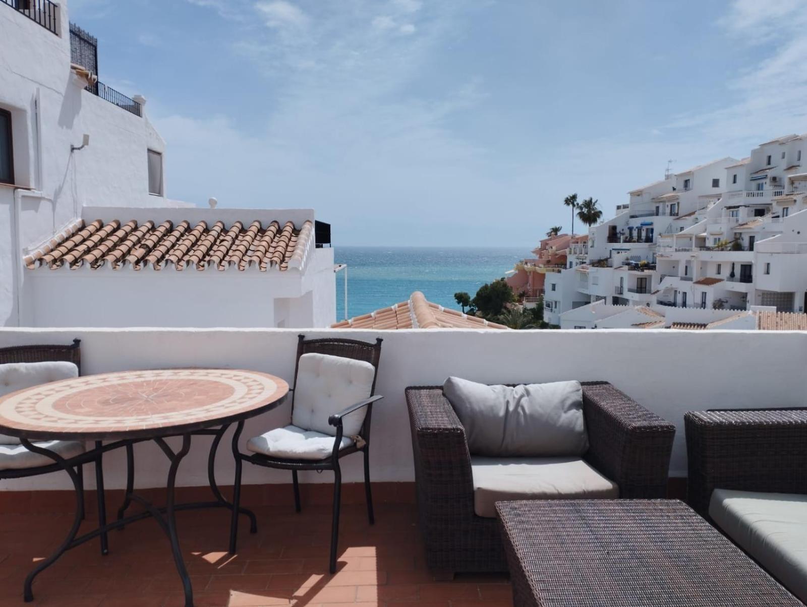 Capistrano Playa 712 Menyber Apartment Нерха Екстериор снимка
